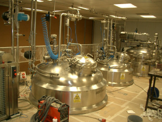 Mixing tanks, Vaccum system